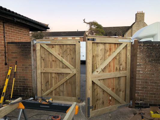 Gates & Fencing