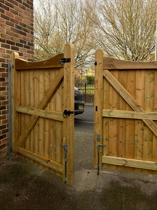 Gates & Fencing